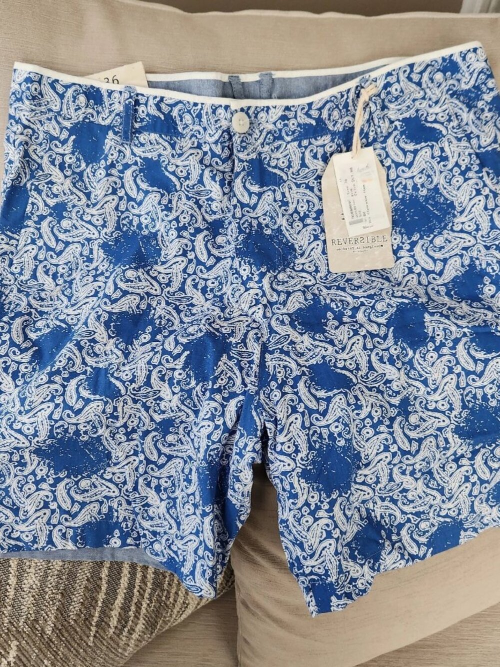 NWT Islandia Clothing Chambray Paisley Reversible Shorts 36 cruise vacation